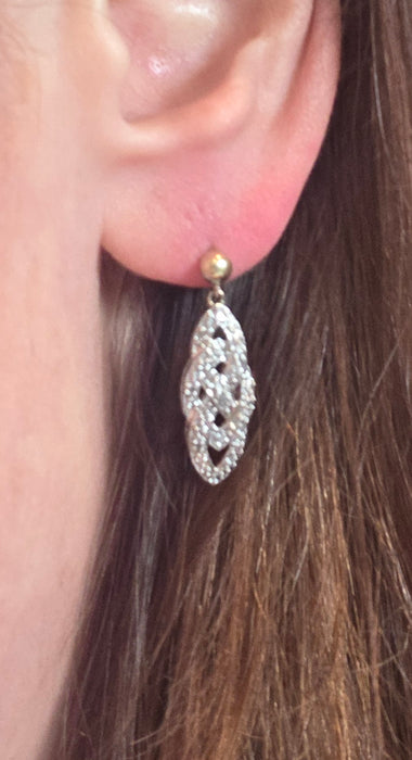 2322: Vintage: 9ct Yellow & White Gold 24 Natural Diamonds Stud/Drop Earrings