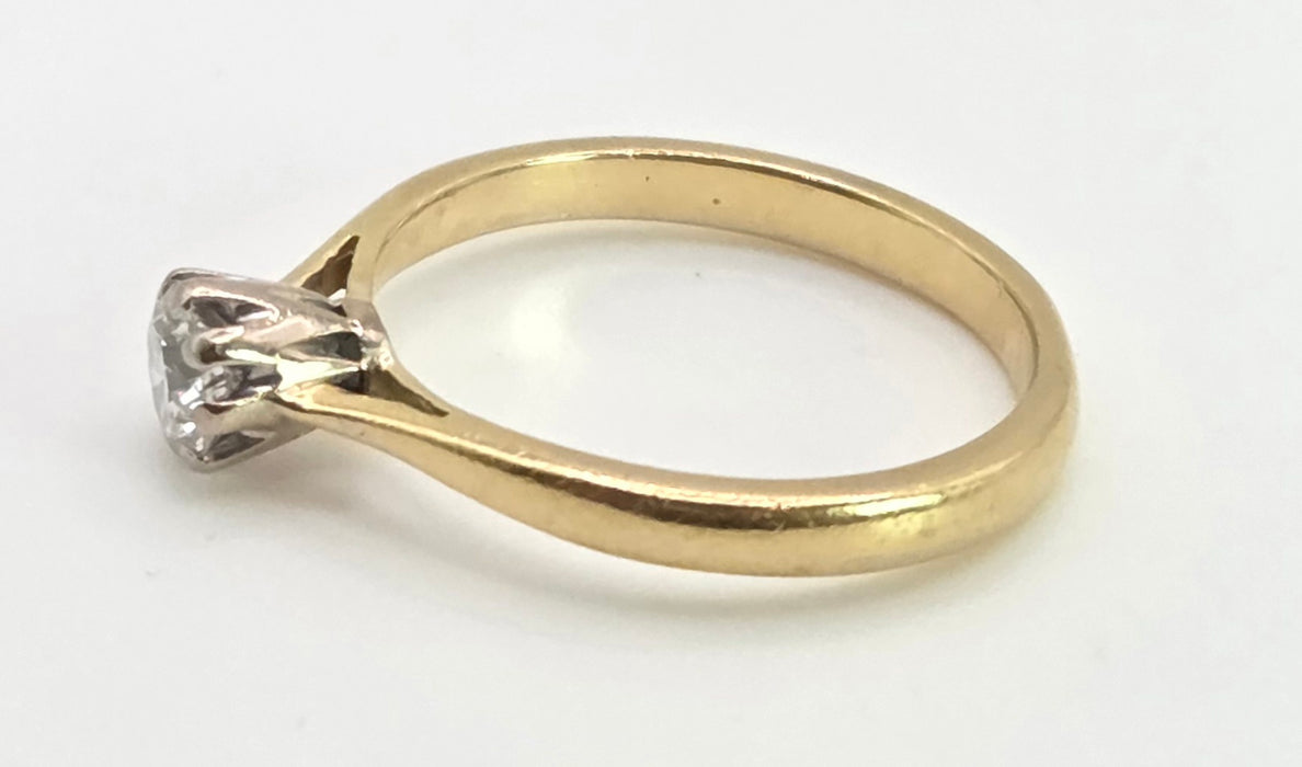 2770 Vintage: 18ct Gold Brilliant Cut Diamond (0.3ct) Solitaire Ring