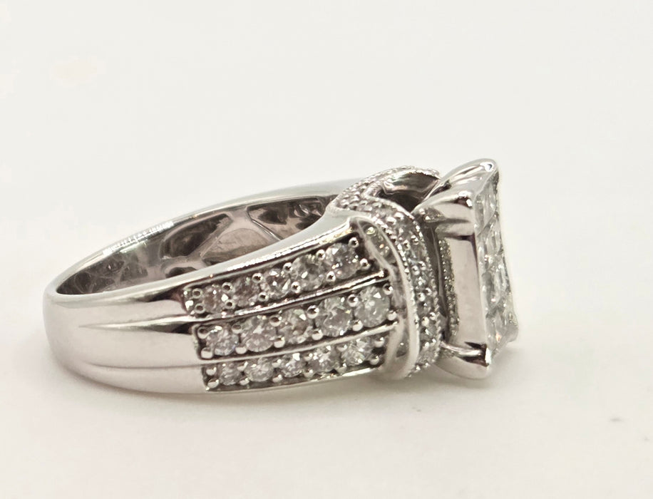 2804 Vintage: 18ct White Gold 1.50ct Natural Diamond Cluster Ring