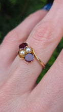 Load image into Gallery viewer, 2697: Vintage 18ct Gold Almandine Garnets Cultured Pearls Bypass Ring
