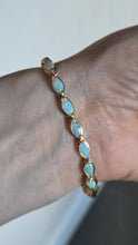 Load image into Gallery viewer, 2724: Vintage 14ct Gold 19 Cabochon White Opals Bracelet (19cm)
