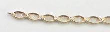 Load image into Gallery viewer, 2724: Vintage 14ct Gold 19 Cabochon White Opals Bracelet (19cm)
