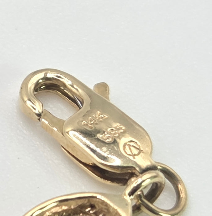 2724: Vintage 14ct Gold 19 Cabochon White Opals Bracelet (19cm)