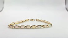 Load image into Gallery viewer, 2724: Vintage 14ct Gold 19 Cabochon White Opals Bracelet (19cm)
