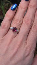 Load image into Gallery viewer, 2493- Vintage 18ct Gold Garnets Diamonds Dress Ring
