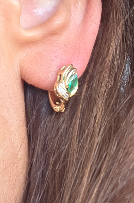 2723: Vintage 18ct Gold Emerald  & Diamonds Stud Clip Earrings