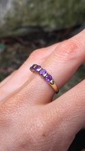 Load image into Gallery viewer, 2548: Vintage: 9ct Gold 5 Lilac Amethysts Dress/Stacker Ring
