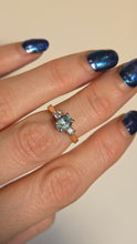 Load image into Gallery viewer, 2012: Vintage: 18ct Gold Blue Aquamarine Diamonds 3-Stone Straight Ring
