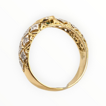 Load image into Gallery viewer, 0627: Vintage 18ct Gold Emerald &amp; 18 Natural Sparkling Diamonds Ring
