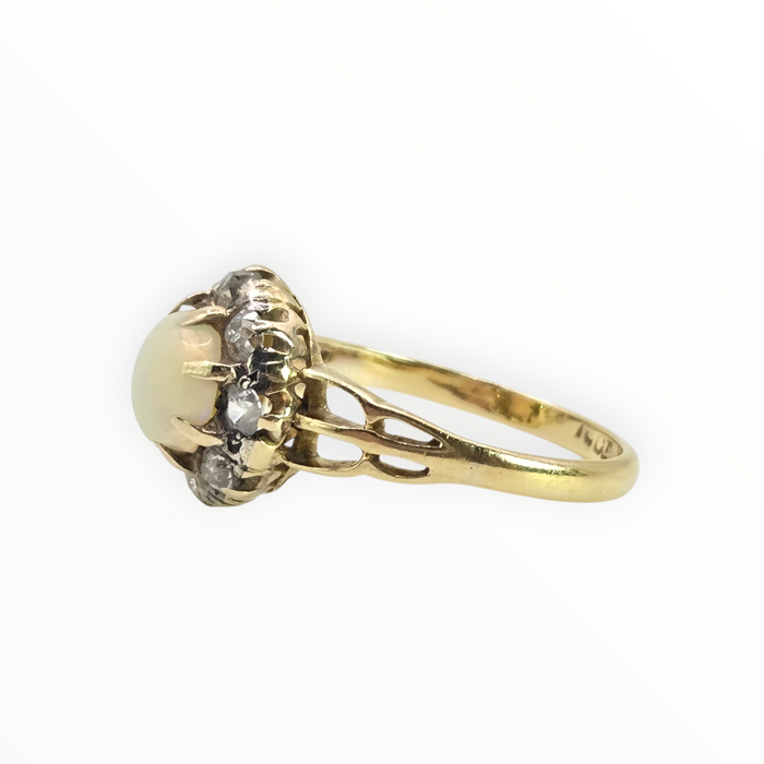 2777: 18ct Gold White Opal Diamonds Flower Head Ring