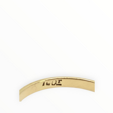 Load image into Gallery viewer, 2777: 18ct Gold White Opal Diamonds Flower Head Ring
