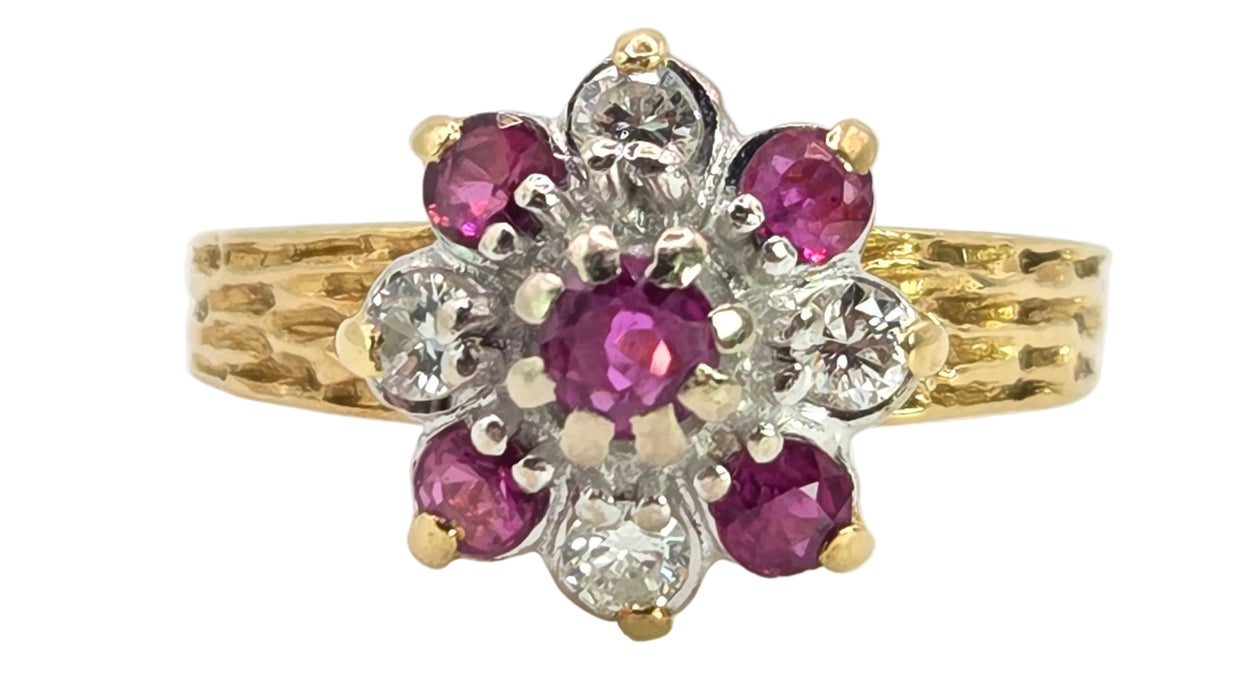 2715 Vintage 18ct Gold Rubies Diamonds Geometric Set Ring