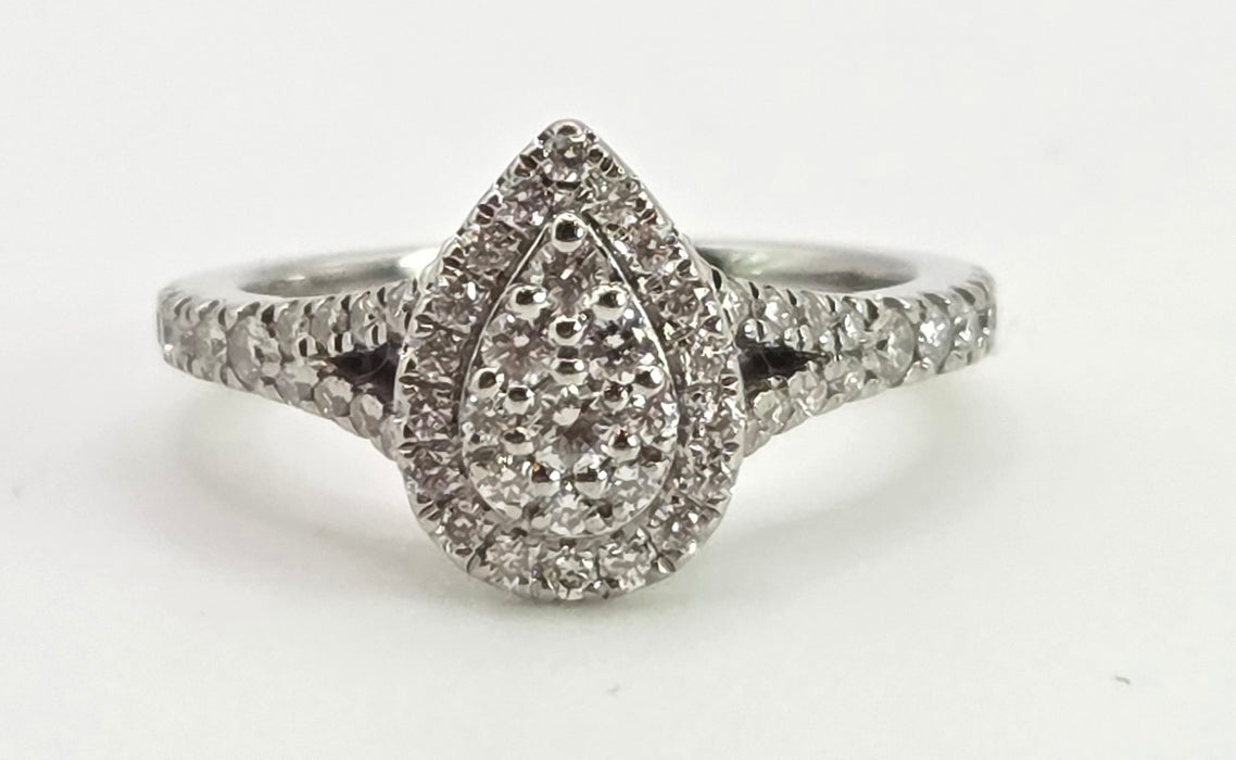 2774: Vintage 18ct White Gold 55 Natural Diamonds Ring - Vera Wang Love Collection