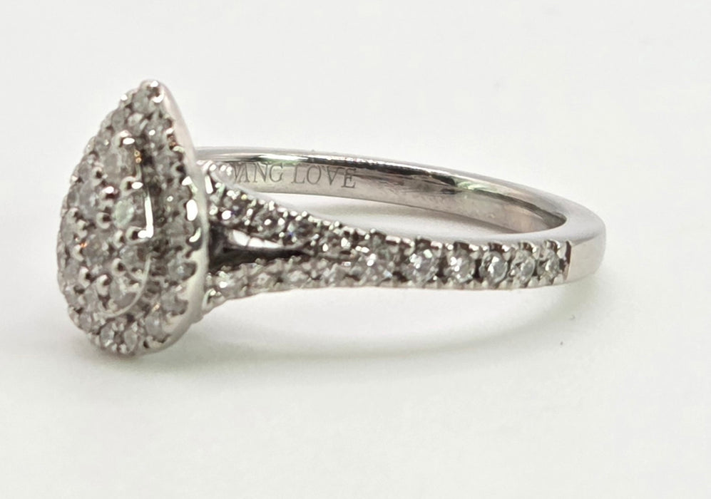2774: Vintage 18ct White Gold 55 Natural Diamonds Ring - Vera Wang Love Collection