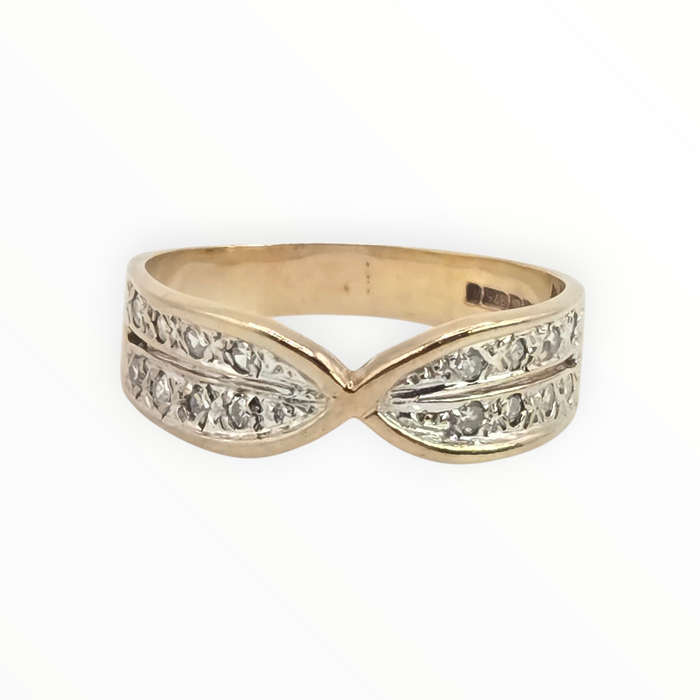 2718: Vintage 9ct Gold 16 Natural Sparkling Diamonds Dress Ring