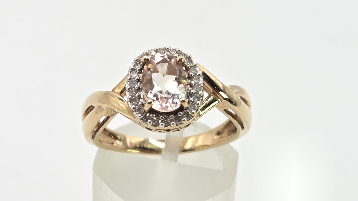 2720: Vintage 9ct Gold Pink Morganite 22  Natural Sparkling Diamonds Dress Ring