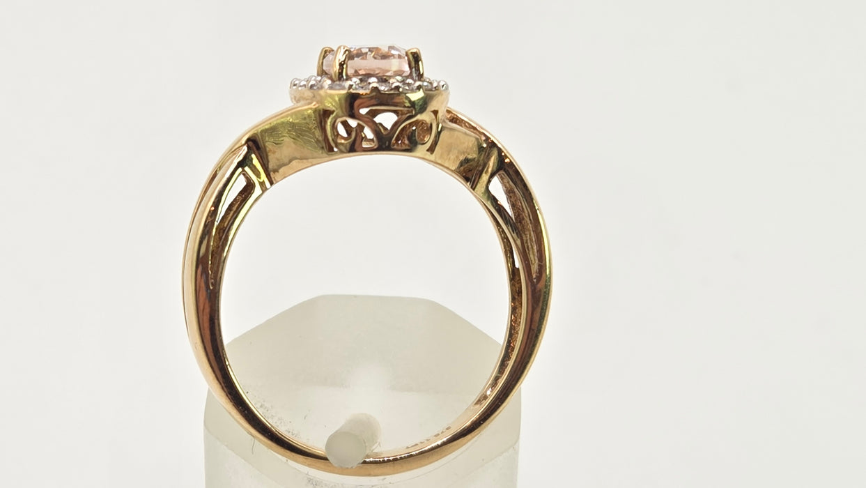 2720: Vintage 9ct Gold Pink Morganite 22  Natural Sparkling Diamonds Dress Ring
