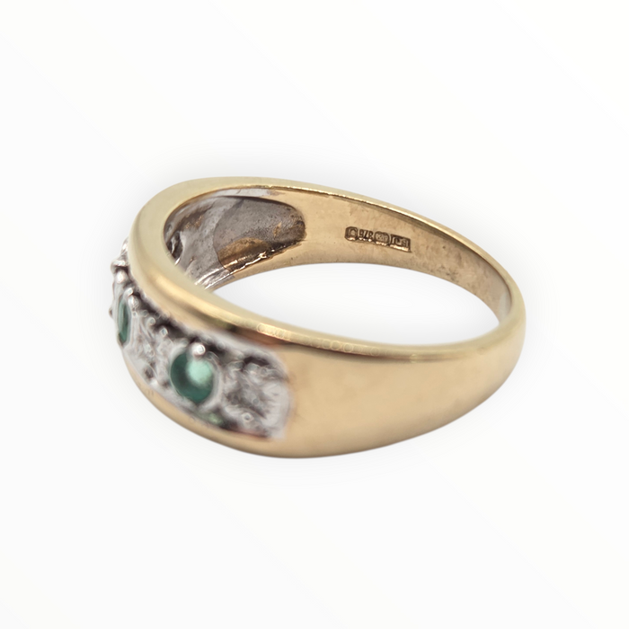 2769: Vintage 9ct Gold Emeralds Natural Diamonds Ring