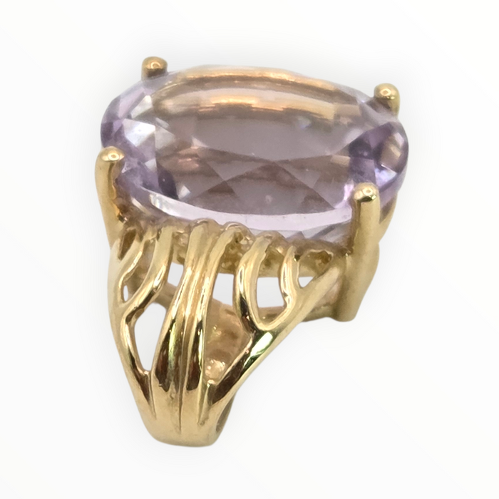 0890 Vintage: 9ct Yellow Gold Oval Lilac Amethyst Pendant