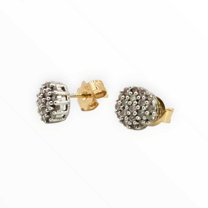 2816 Vintage 18ct Gold Natural Sparkling Diamonds Stud Earrings