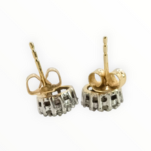 Load image into Gallery viewer, 2816 Vintage 18ct Gold Natural Sparkling Diamonds Stud Earrings
