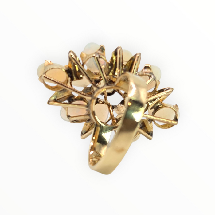 2829 Vintage 18ct Gold White Opals Domed Cluster Statement Ring