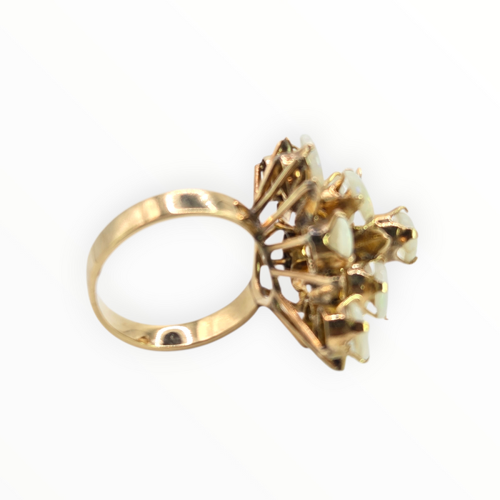 2829 Vintage 18ct Gold White Opals Domed Cluster Statement Ring