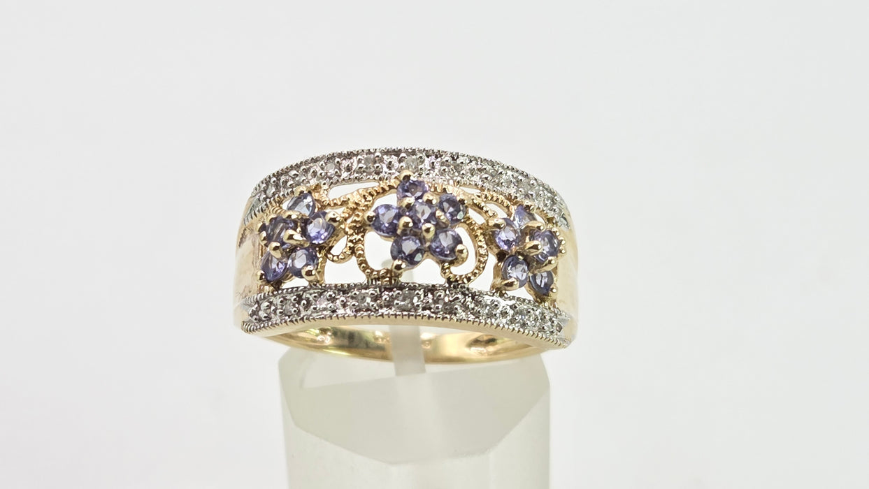 2938- Vintage 9ct Gold Iolites Natural Sparkling Diamonds Flower Head Cocktail Ring