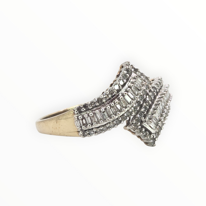 2936 Vintage 9ct Gold Natural Sparkling Diamonds Bypass Ring