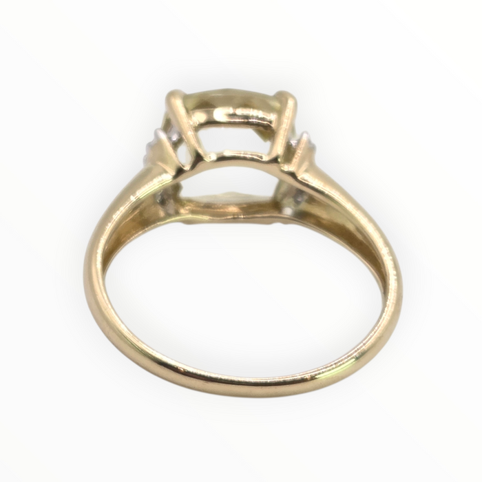2933: Vintage 9ct Gold Mint Green Citrine 10 Diamonds Dress Ring