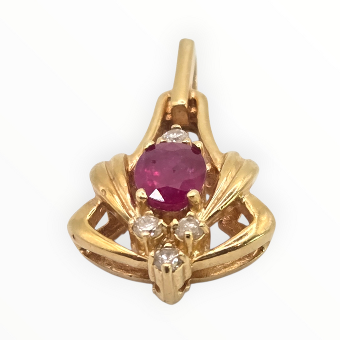 2935 Vintage 18ct Gold Ruby Sparkling Natural Diamonds Pendant