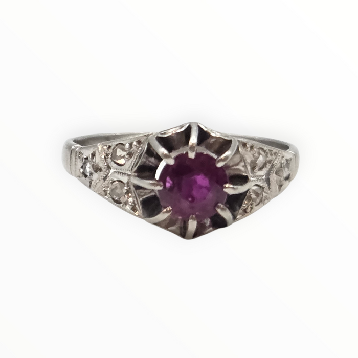 2955 Antique: Platinum Ruby & Diamond Filigree Ring