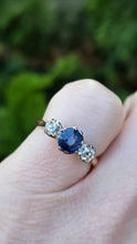 Load image into Gallery viewer, 6485:Vintage: 18ct Gold Platinum Cornflower Blue Sapphire Diamonds (0.34ct) 3-Stone
