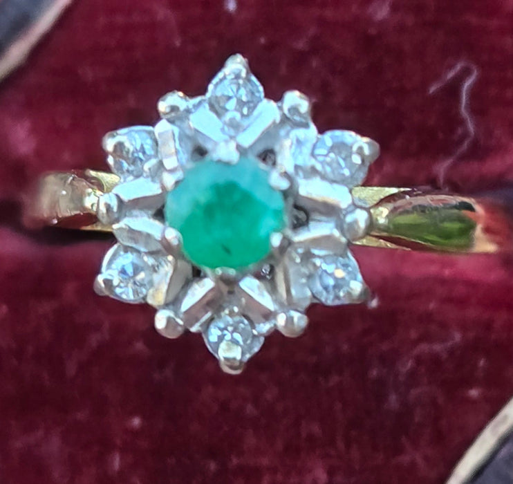 1061: Vintage: 18ct Gold Emerald Diamonds Flower Head Ring- From 1975