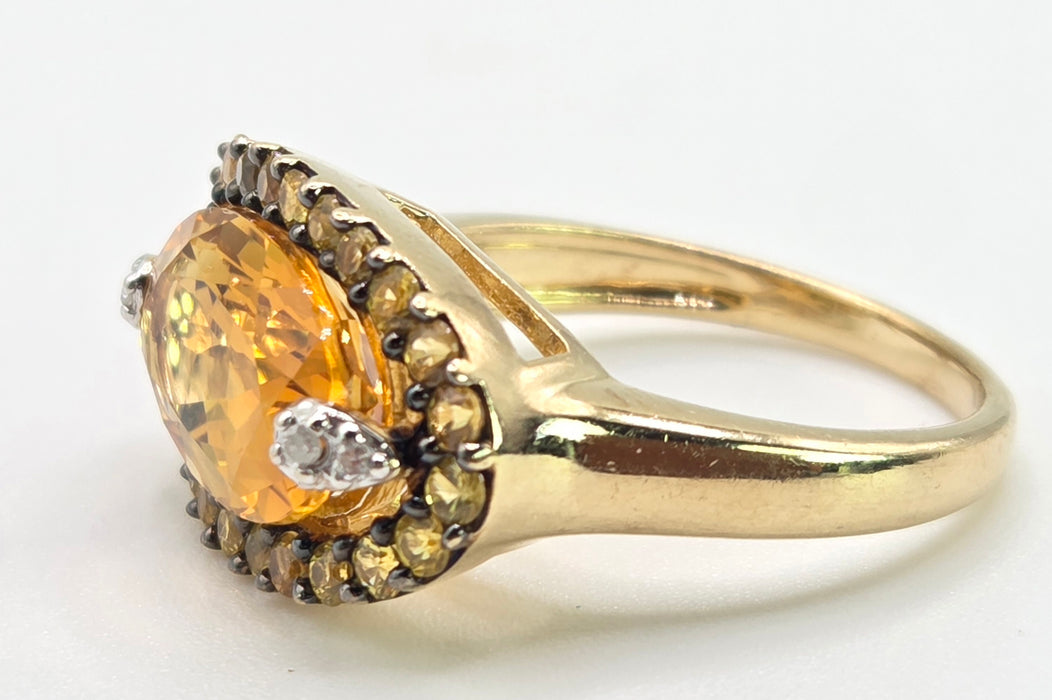 2635- 9ct Gold Citrine, Yellow Sapphires Diamonds Cocktail Ring