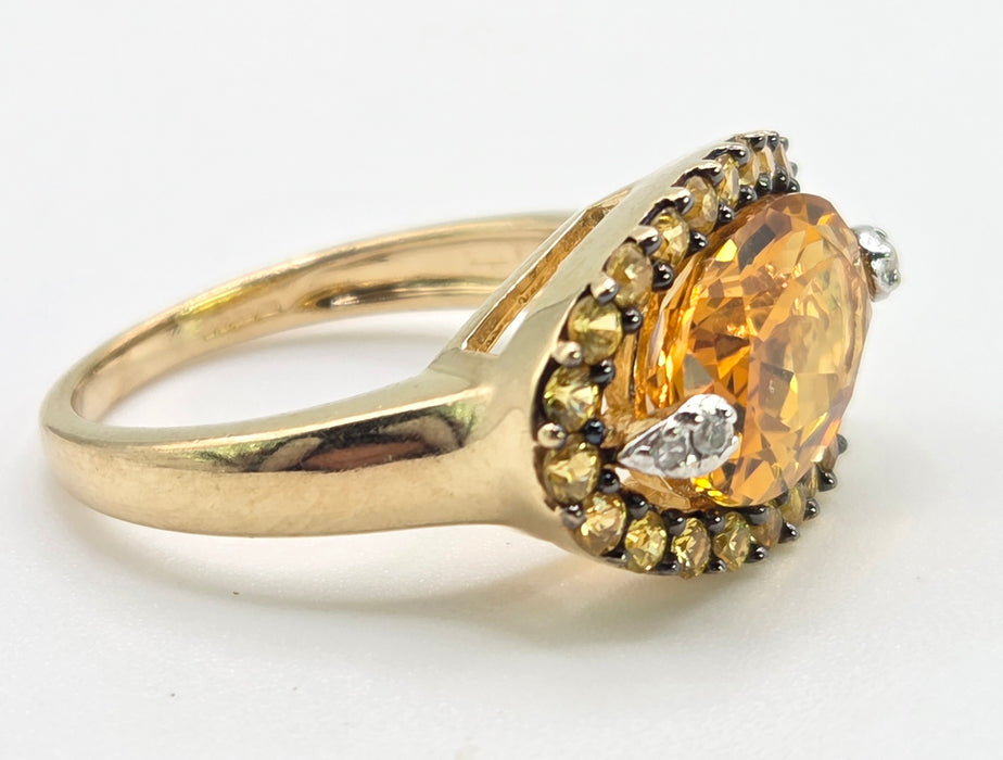 2635- 9ct Gold Citrine, Yellow Sapphires Diamonds Cocktail Ring