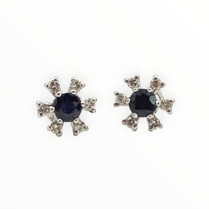 2637: Vintage 18ct White Gold Sapphire Diamonds Flower Head Stud Earrings