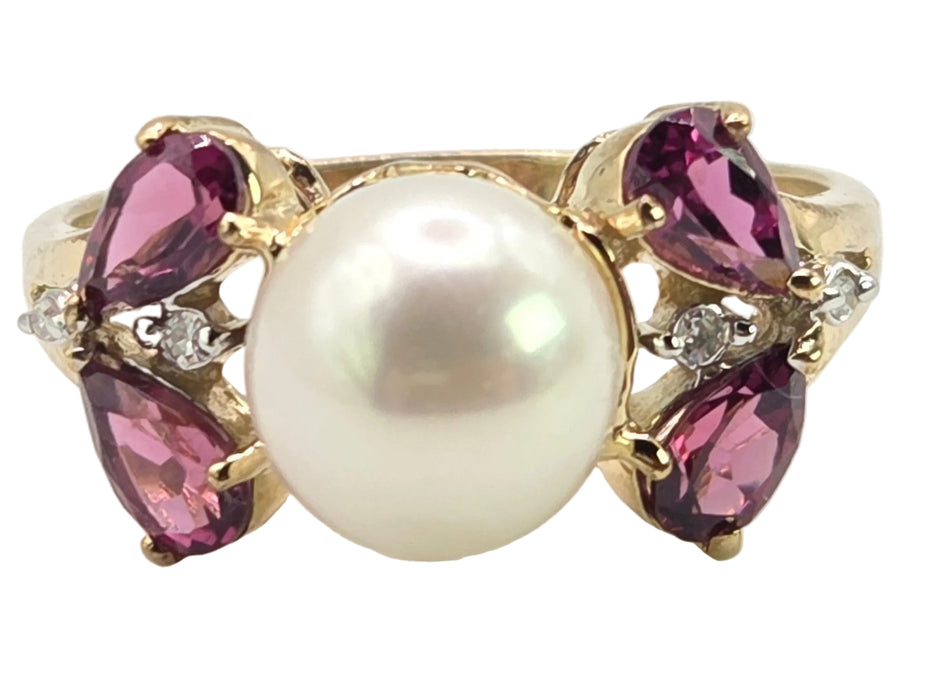 2640: Vintage 9ct Gold Pearl, Almandine, Garnets Diamonds Dress Ring