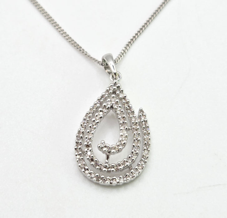 2650: Vintage 9ct White Gold Necklace (44cm) Multi-Diamonds Pendant