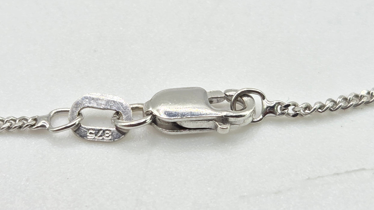 2650: Vintage 9ct White Gold Necklace (44cm) Multi-Diamonds Pendant