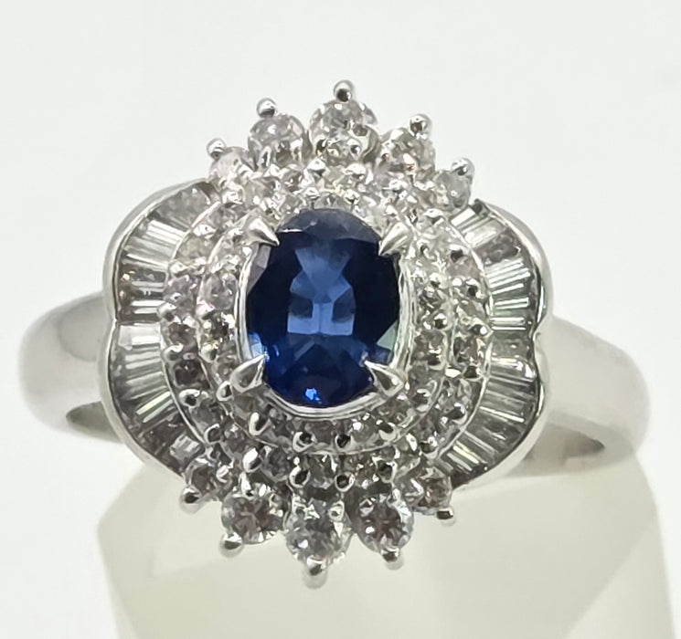 2733: Vintage Platinum Cornflower Blue Sapphire Diamonds Cocktail Cluster Ring
