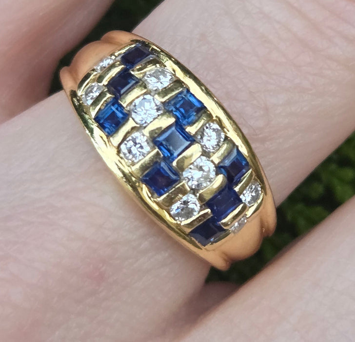 6510 Vintage: 18ct Yellow Gold Blue Sapphire & Diamond Chequerboard Half Hoop Ring
