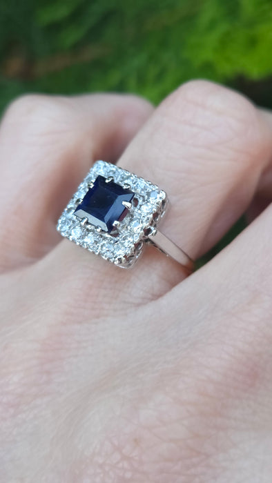 6053 Antique Art-Deco 18ct Gold Blue Sapphire Diamonds Square Set Cocktail Ring- Exquisite