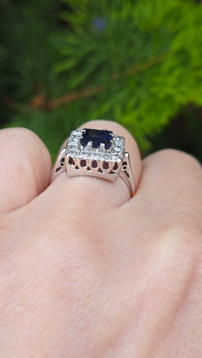 6053 Antique Art-Deco 18ct Gold Blue Sapphire Diamonds Square Set Cocktail Ring- Exquisite