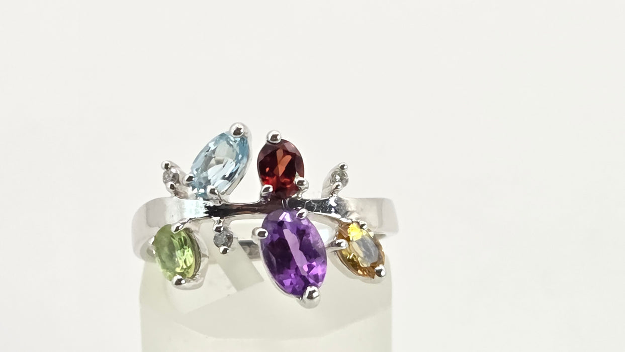 2655: Vintage 9ct white Gold Abstract Multi-Gem Dress Ring