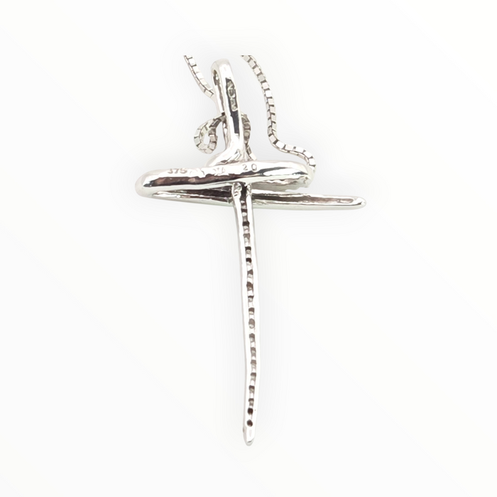2656: Vintage 9ct White Gold Necklace (40cm) & Diamonds Cross Pendant