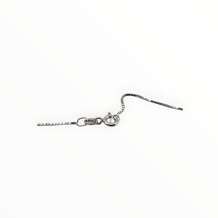 2656: Vintage 9ct White Gold Necklace (40cm) & Diamonds Cross Pendant