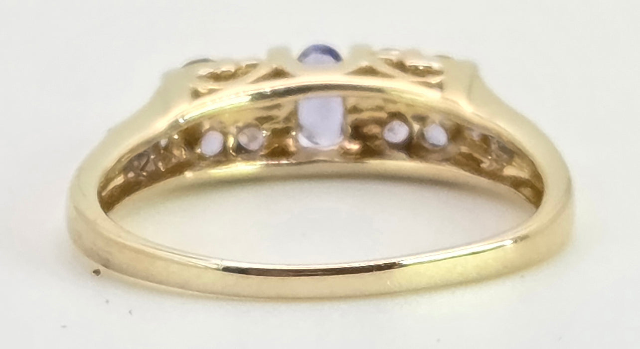 2766: Vintage 9ct Gold Violet Blue Tanzanites Stacker/Half Eternity Ring