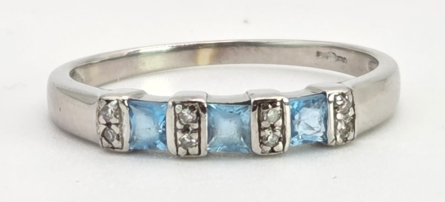2768: Vintage 9ct White Gold Swiss Blue Topaz 8 Natural Diamonds Half-Eternity/Stacker Ring