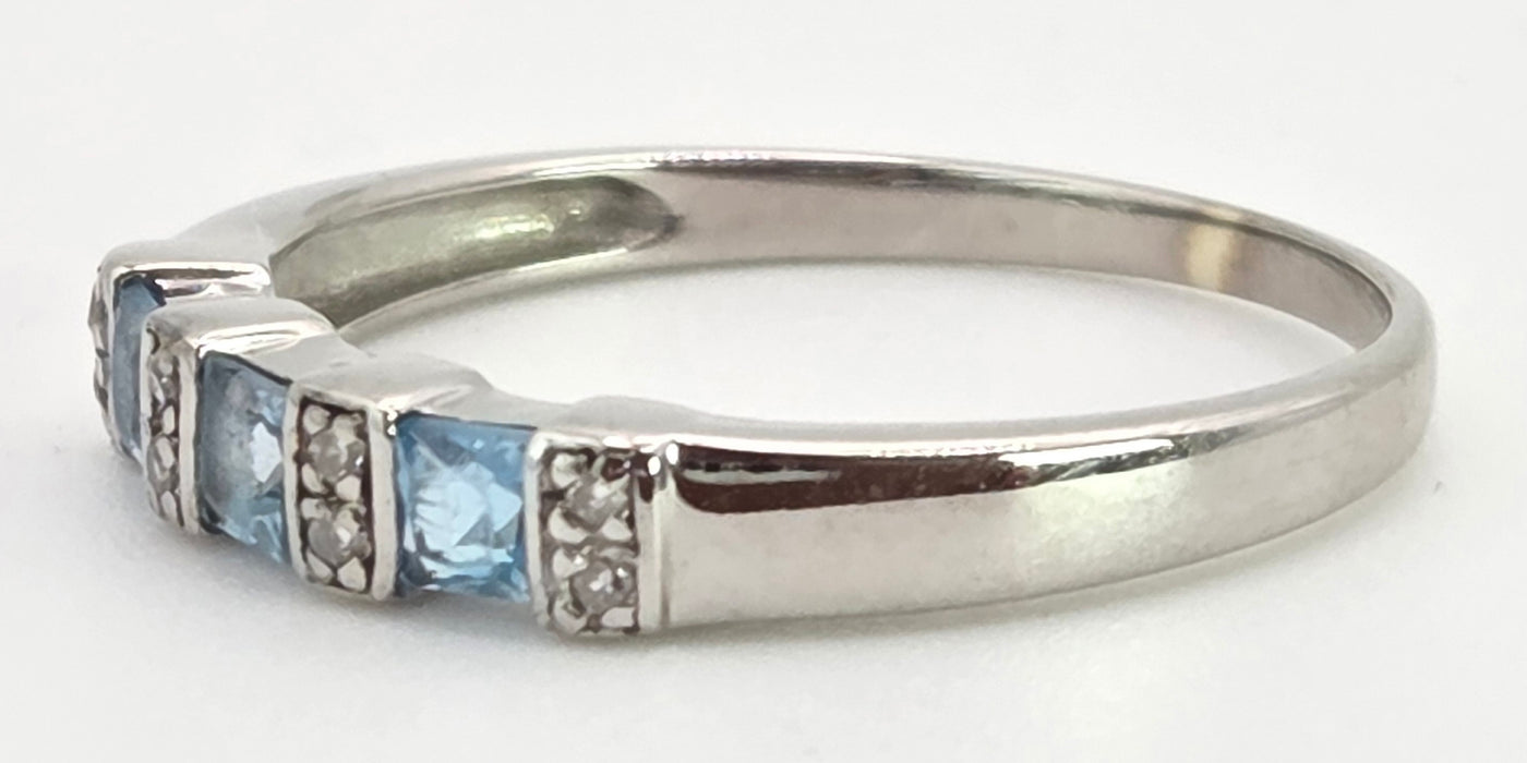 2768: Vintage 9ct White Gold Swiss Blue Topaz 8 Natural Diamonds Half-Eternity/Stacker Ring